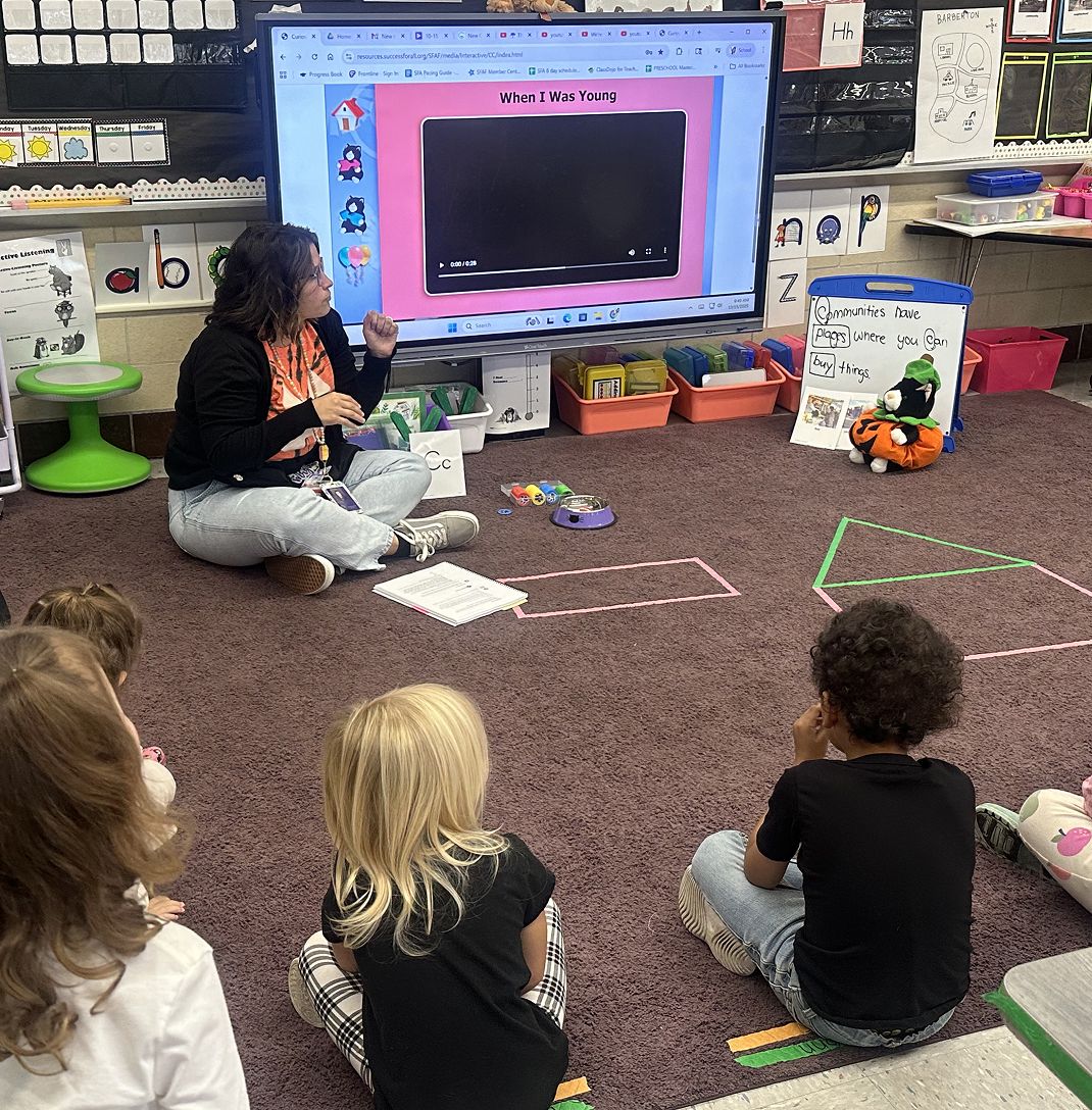 Coaching and Leadership Featured What a Curiosity Corner classroom looks like